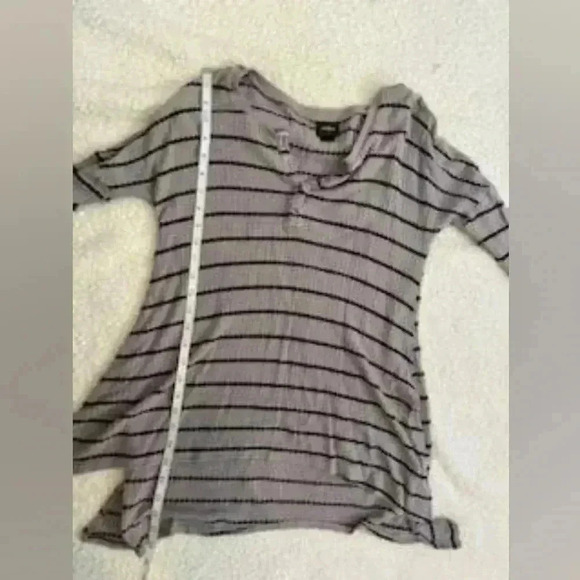 Day Trip waffle knit thermal shirt, medium - Picture 7 of 10